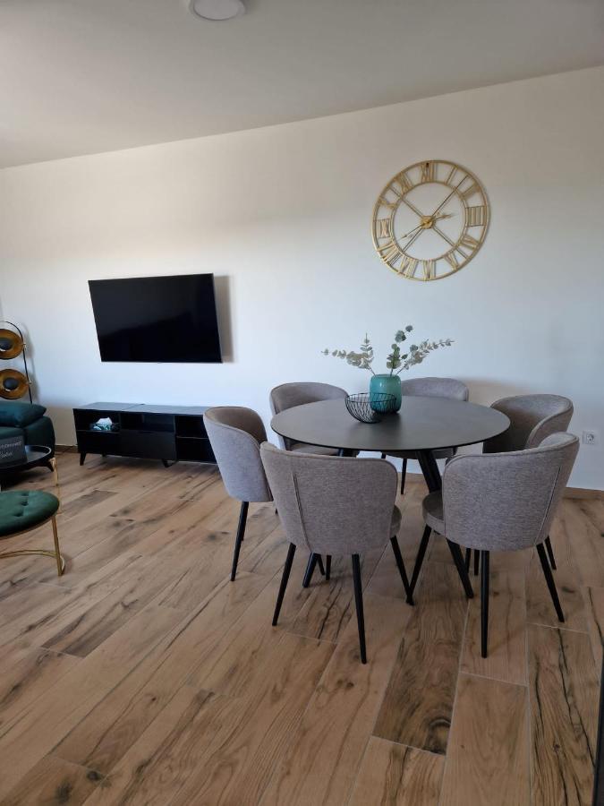 Apartment Luka Privlaka  Eksteriør billede