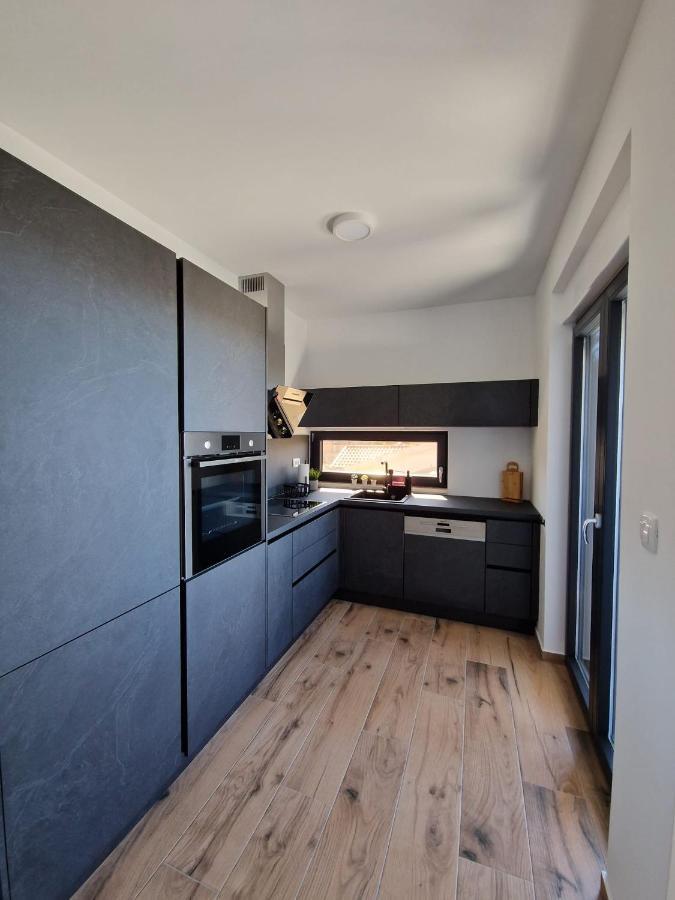 Apartment Luka Privlaka  Eksteriør billede